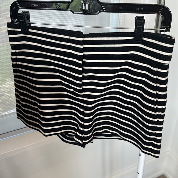 BCBG MaxAzria black and white striped shorts - Picture 4 of 4